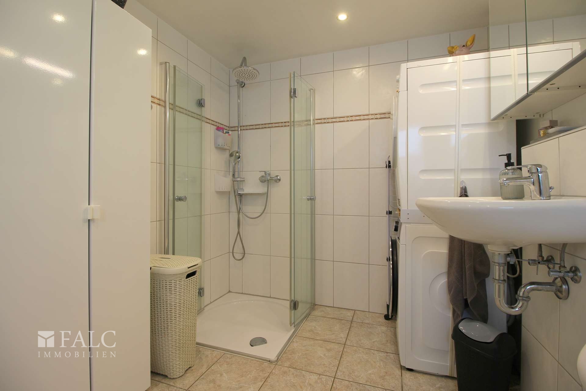 Badezimmer EG